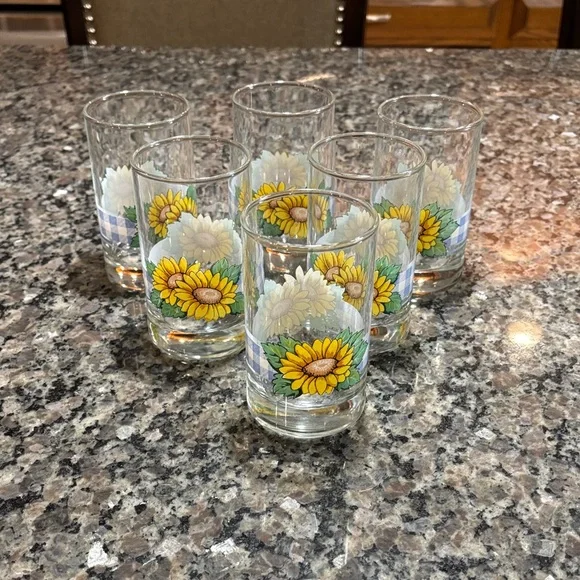 Vintage Corelle Sunsations Juice Glasses - Picture 1 of 4